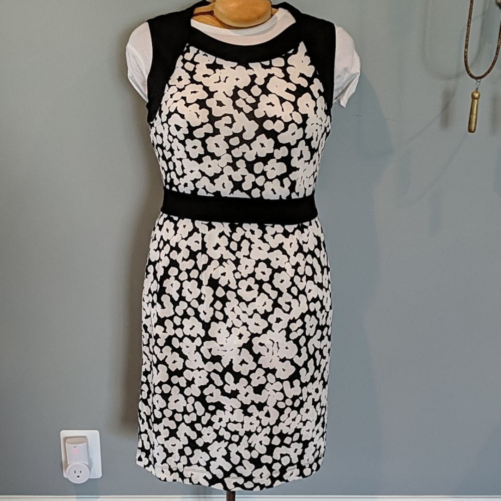 NWT BR Black and White Dress Size M